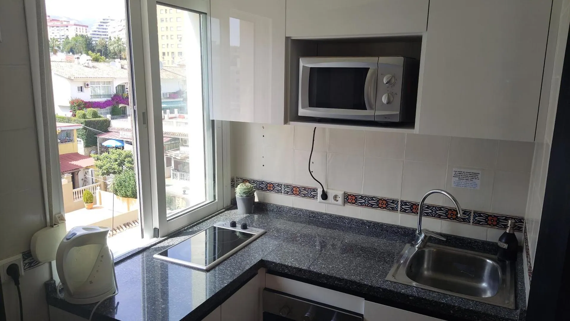 Benal Isa Apartment Benalmadena Spain